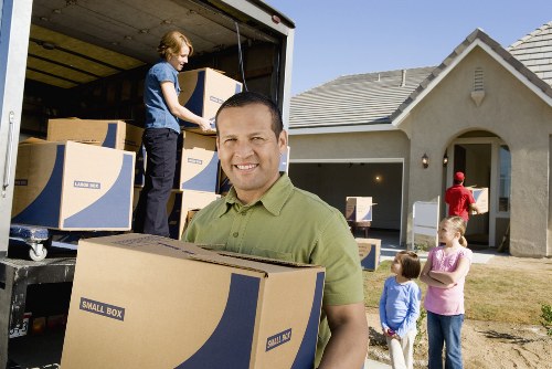 Efficient unpacking process by Storage Battersea